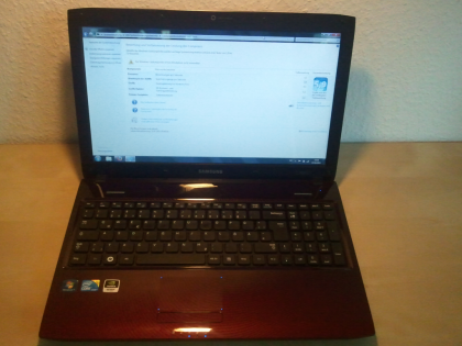 Samsung R580 Hawk Multimedia Notebook 2 4 GHz 4 GB RAM 500 GB HDD Windows 7